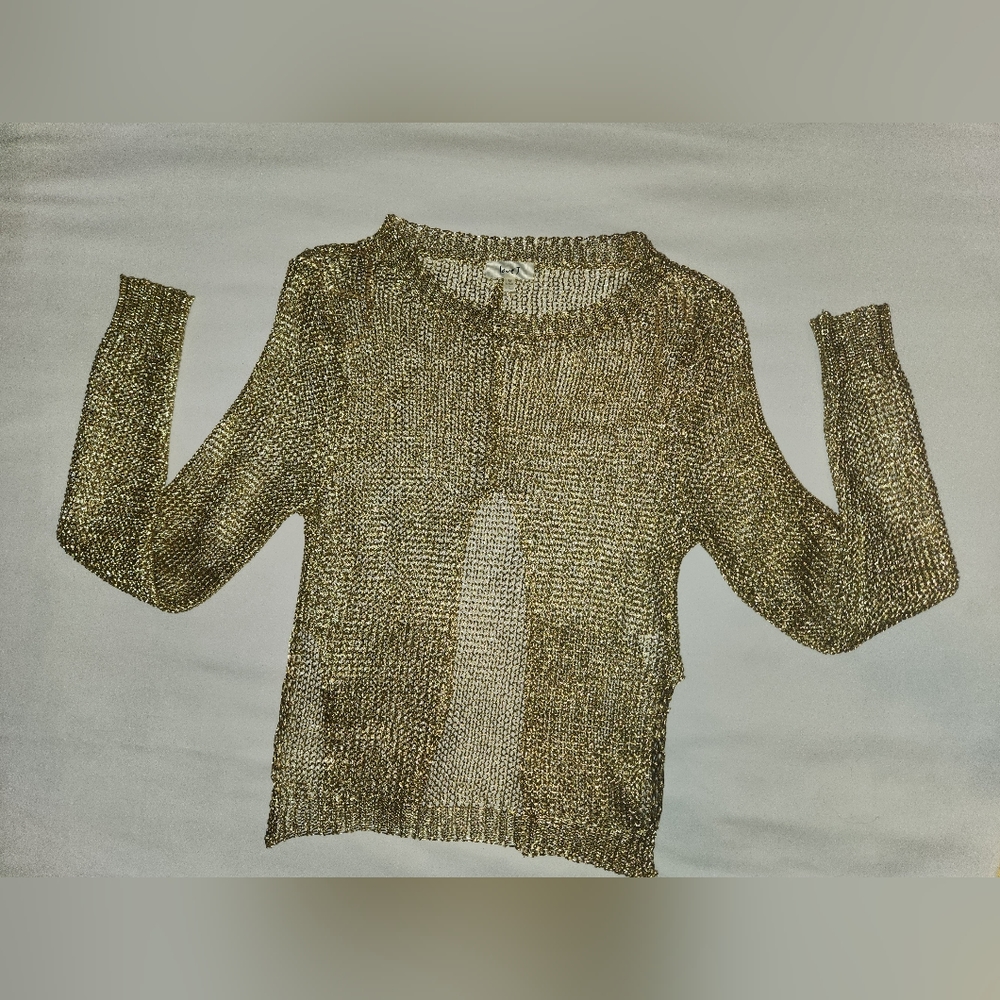 Blouse & Top - Picture 3 of 13